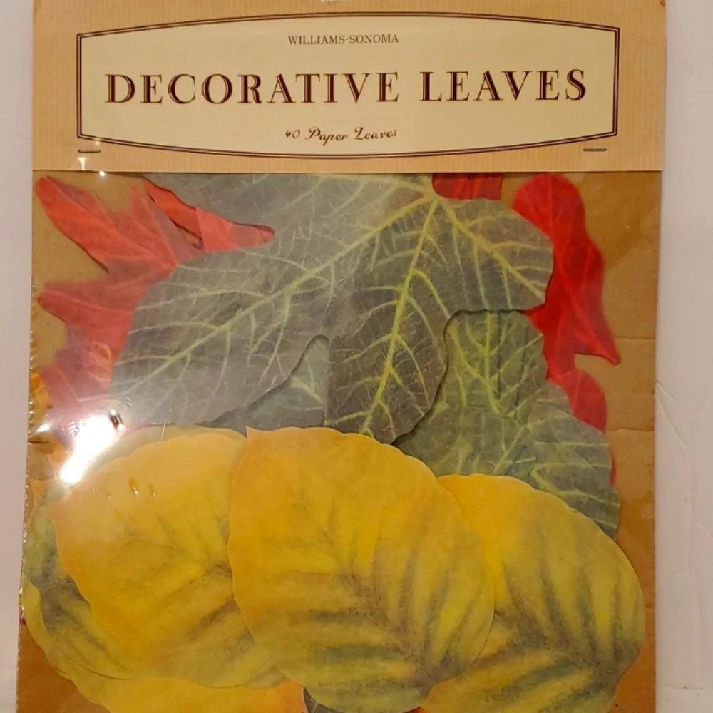 Williams Sonoma Vintage Made In France 🍁 Fall Paper Table 🍂Leaves